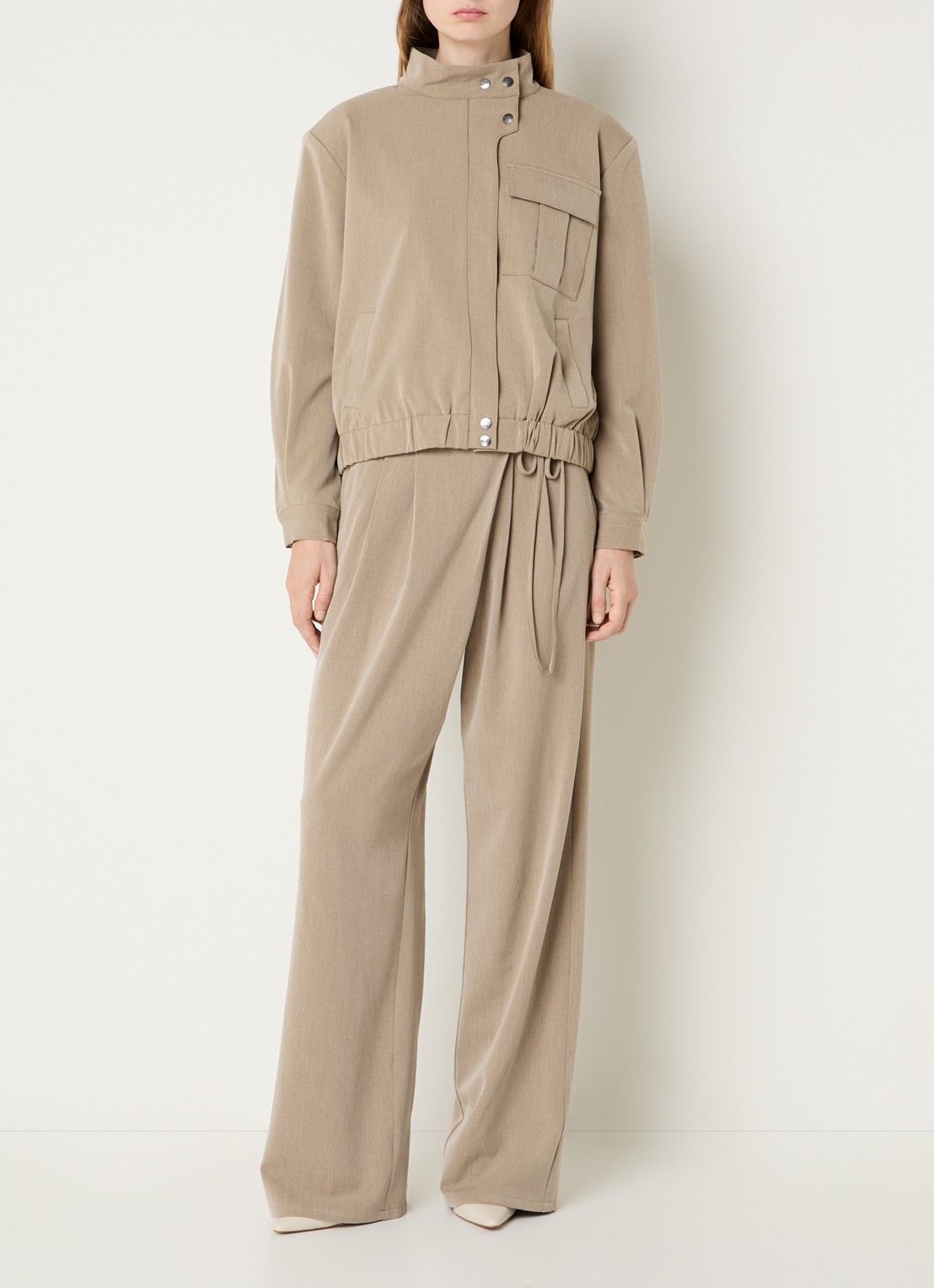 Co'Couture Emina jack met opstaande kraag - voorkant 4 beige