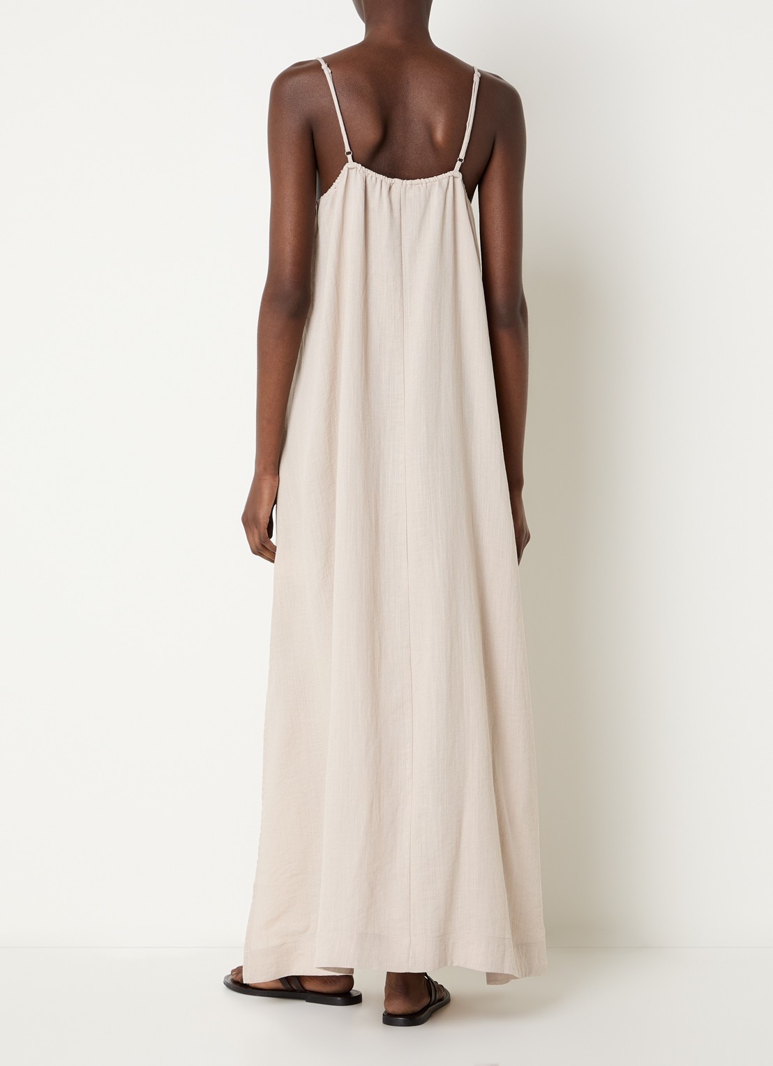 Co'Couture Eva maxi jurk met steekzakken - achterkant 4 beige