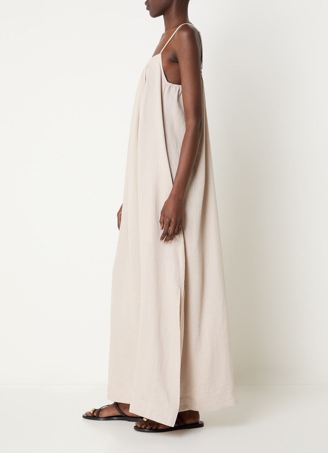 Co'Couture Eva maxi jurk met steekzakken - voorkant 2 beige