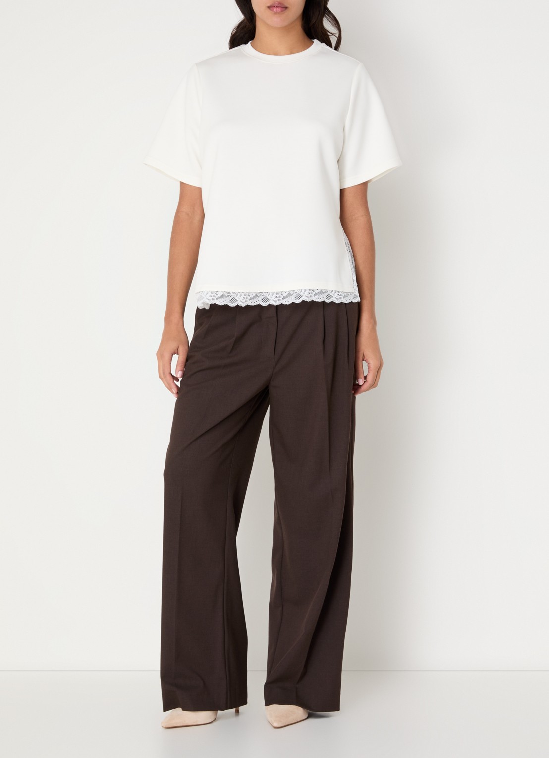 Co'Couture Evi T-shirt met details van kant - voorkant 2 wit
