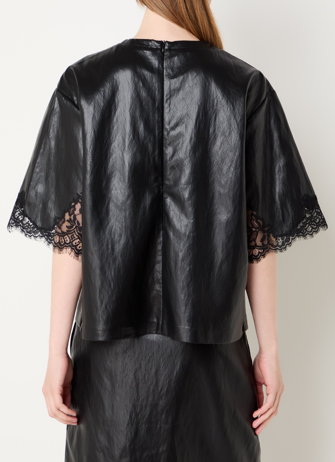 Co'Couture GittCC top van imitatieleer met details van kant - achterkant 4 zwart