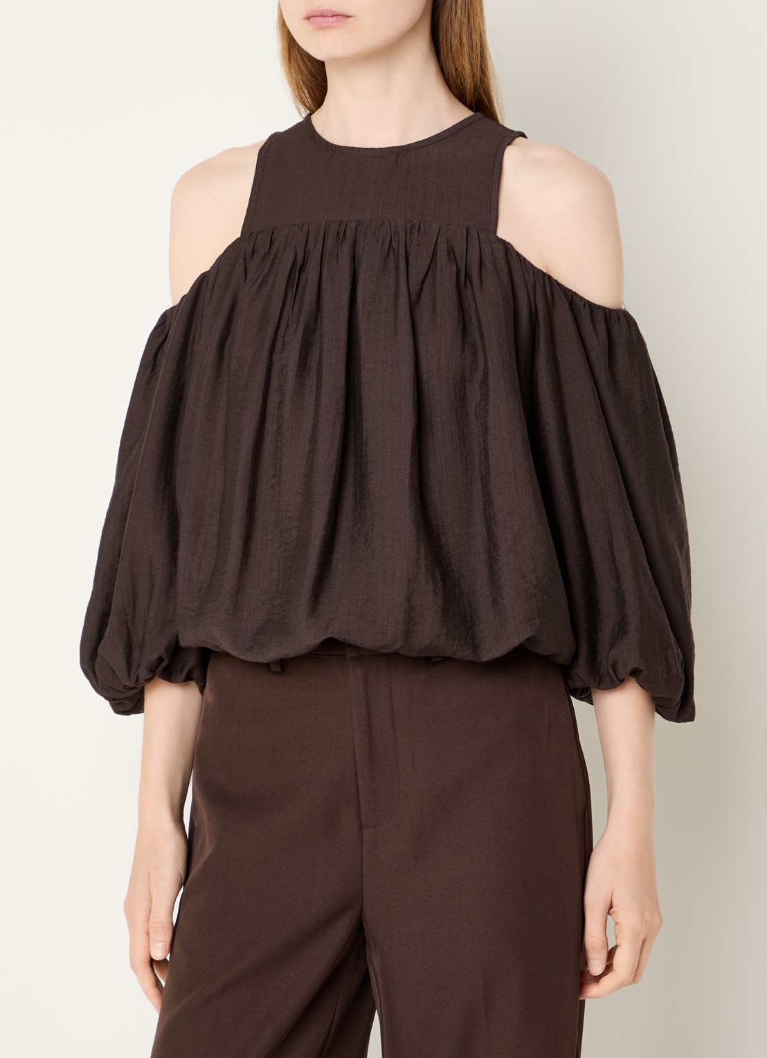 Co'Couture Herra A-lijn top met ballonmouw - detail donkerbruin