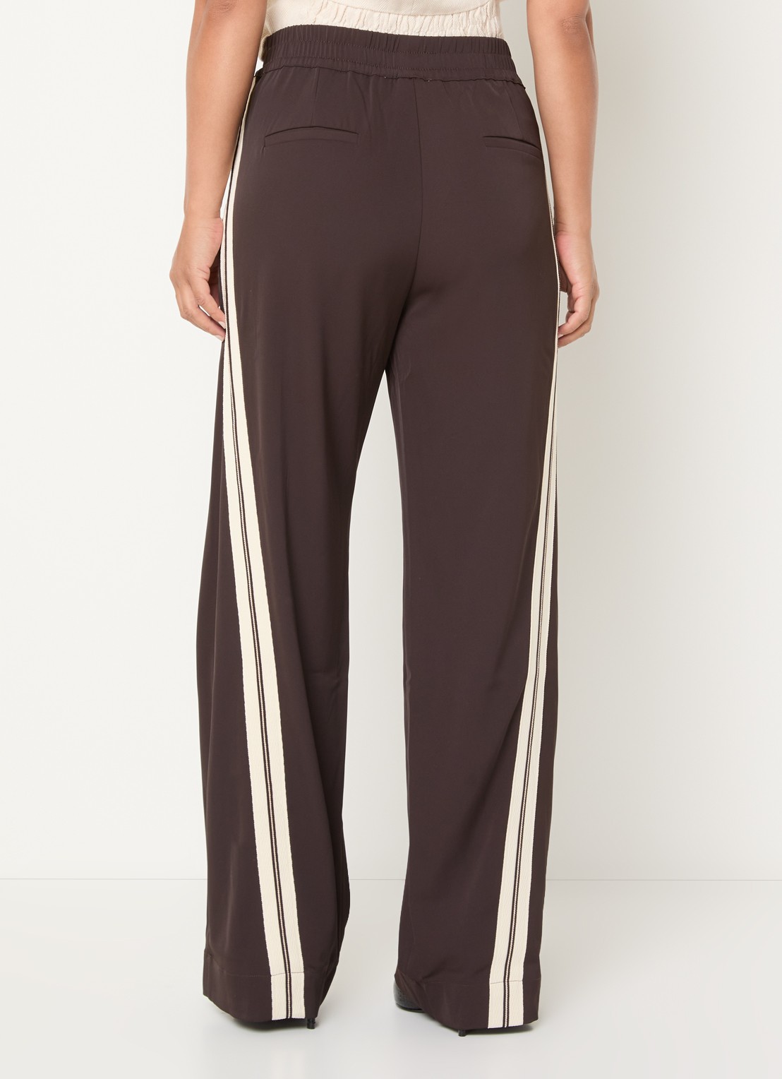 Co'Couture High waist straight fit pantalon met steekzakken - achterkant 4 donkerbruin