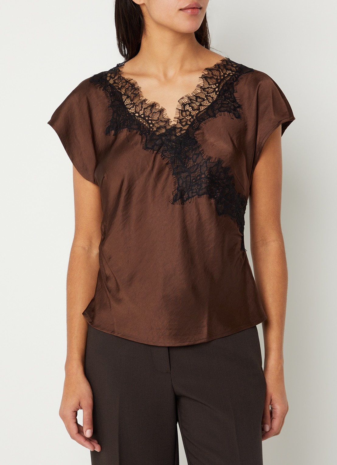 Co'Couture Iduncc top van satijn met kant - achterkant bruin