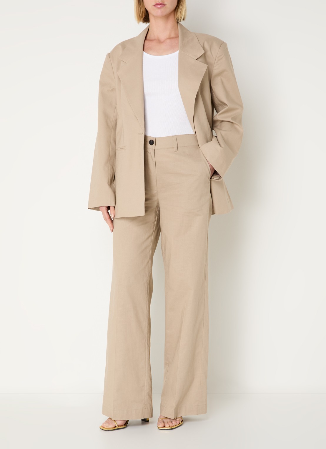 Co'Couture LeilaCC Power oversized blazer met paspelzakken - voorkant 2 beige