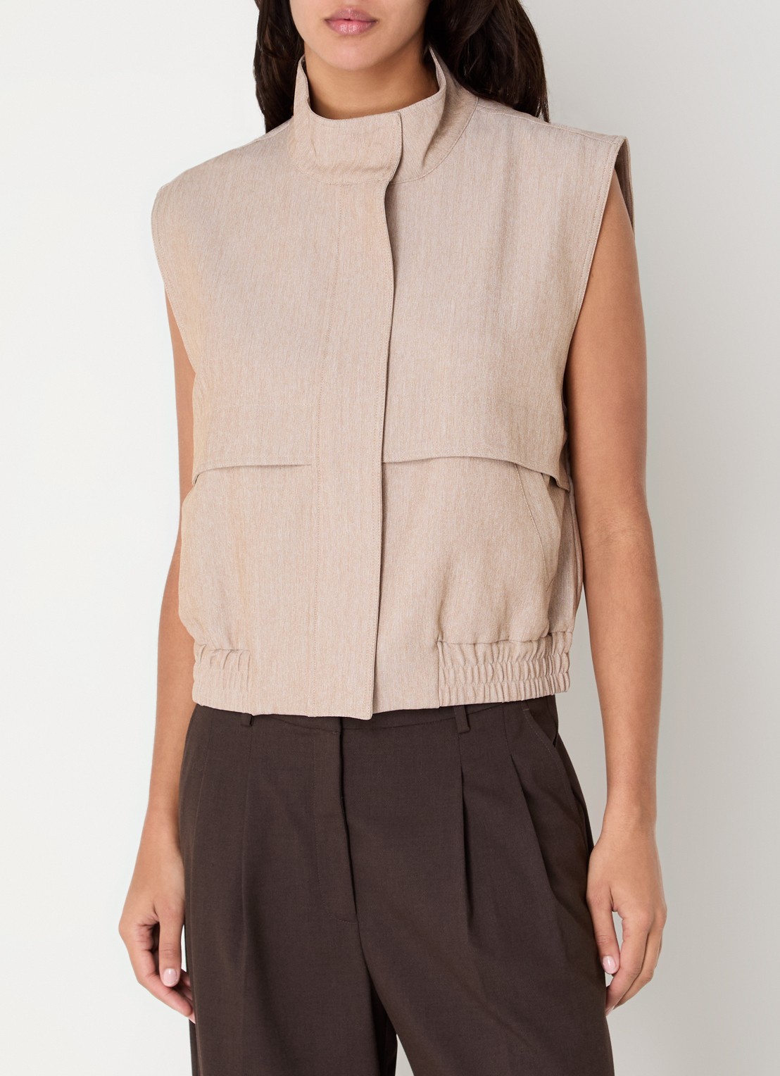Co'Couture Marlo gilet met steekzakken  - detail 4 zand