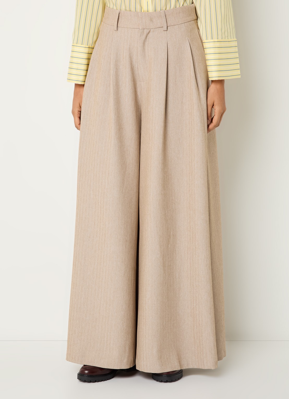 Co'Couture Marlo high waist wide fit pantalon met steekzakken - detail 3 zand