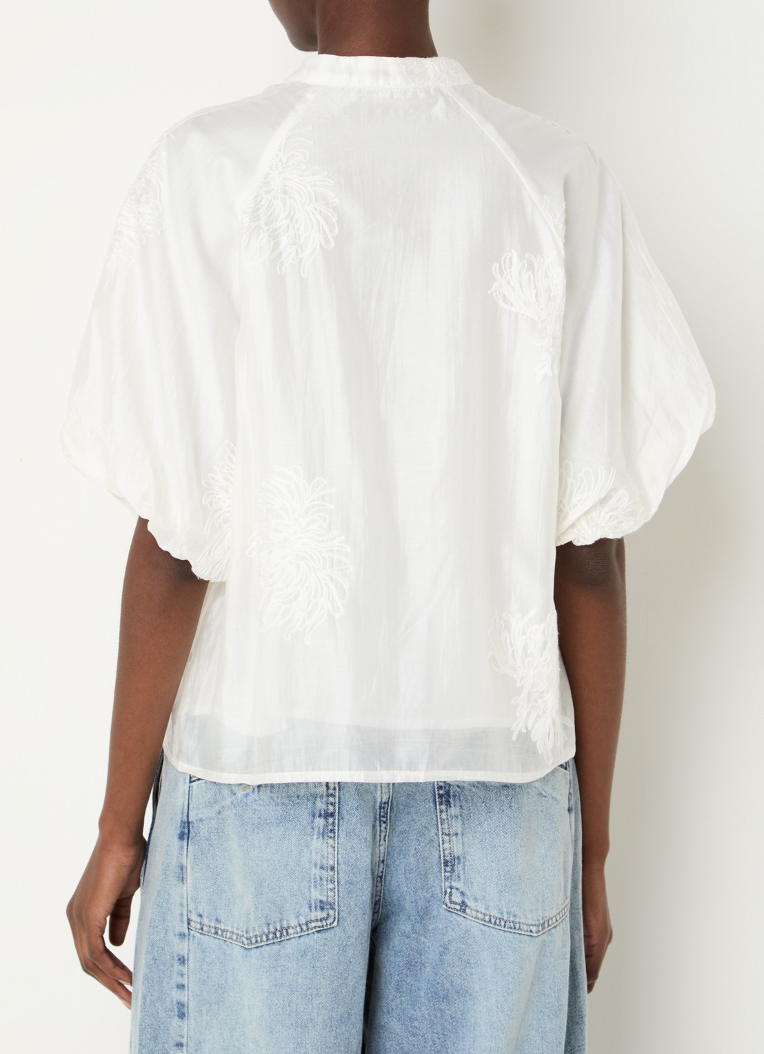 Co'Couture NeaCC blouse met ballonmouw en borduring - achterkant 3 wit