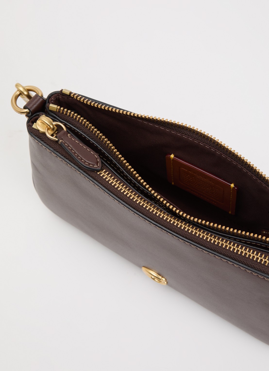 Coach Audrey crossbodytas van kalfsleer met afneembare schouderriem - detail 3 chocoladebruin