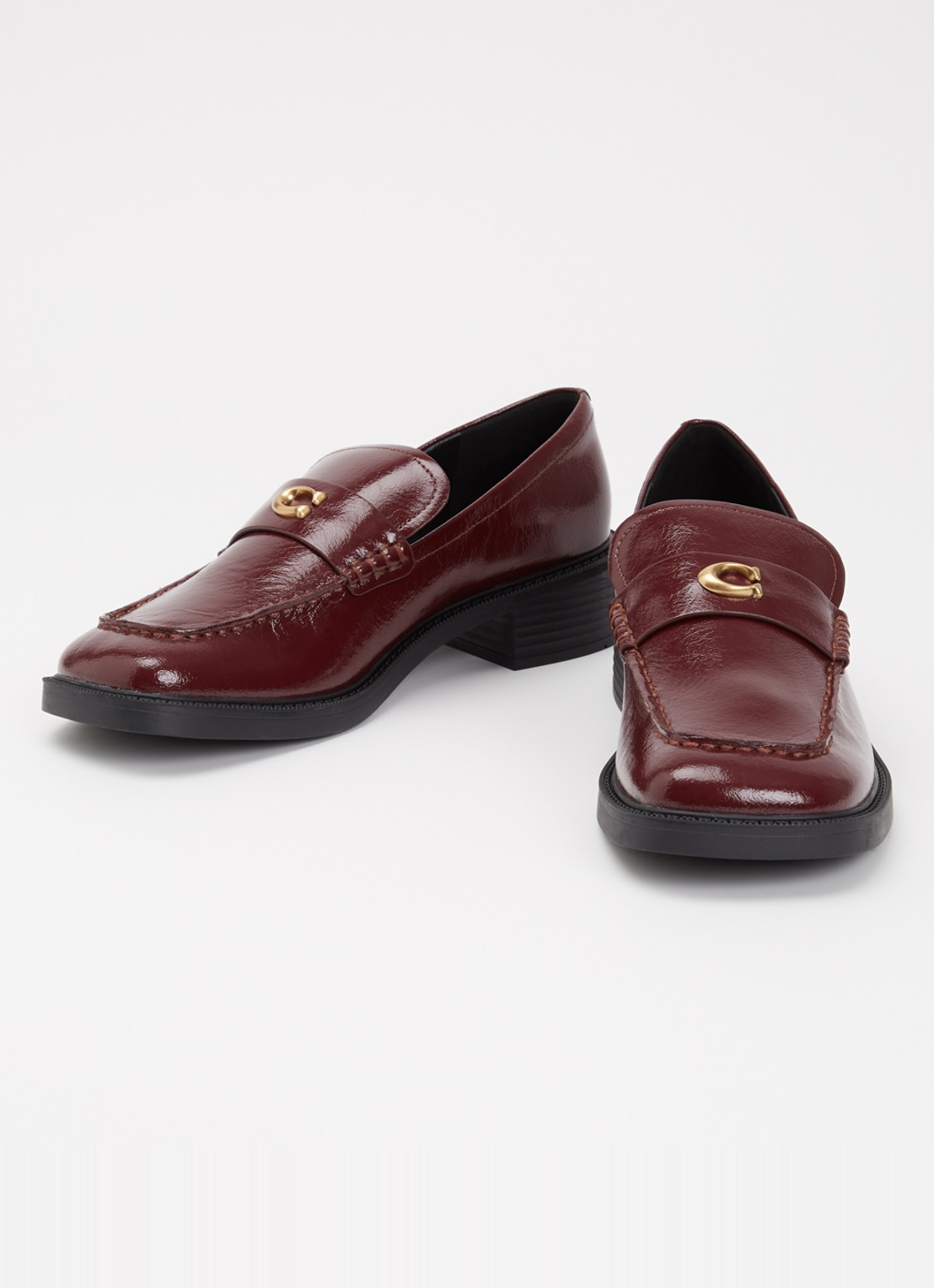 Coach Penny loafer van lakleer met structuur - detail 2 bordeauxrood