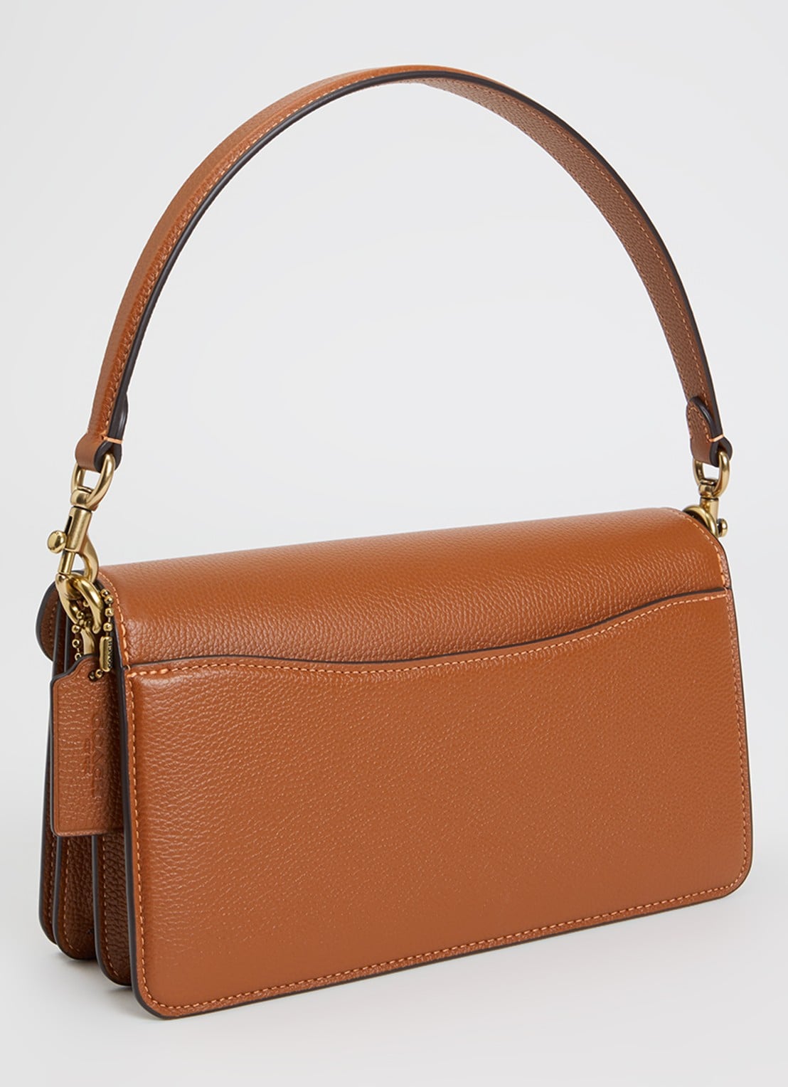 Coach Tabby 26 schoudertas van leer met afneembare schouderriem - achterkant cognac