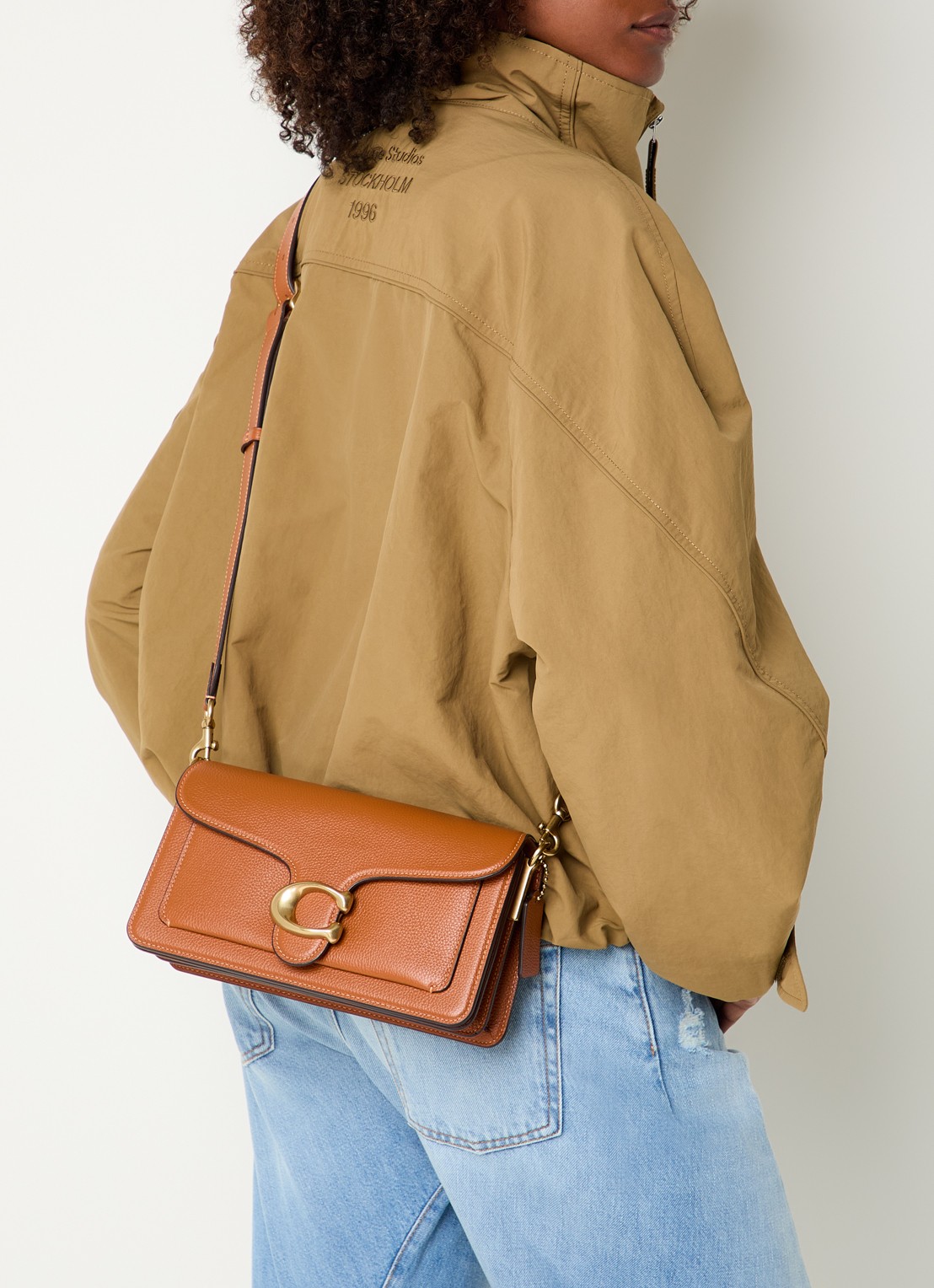 Coach Tabby 26 schoudertas van leer met afneembare schouderriem - voorkant 7 cognac