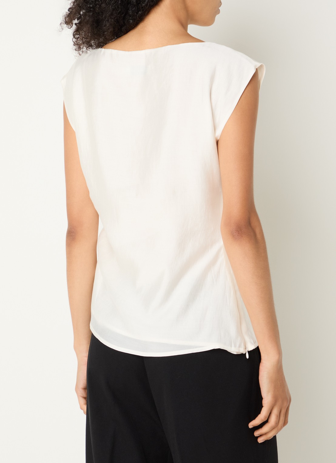 Copenhagen Muse CMMolly mouwloze tuniek met ruches en asymmetrische zoom - achterkant 4 gebroken wit