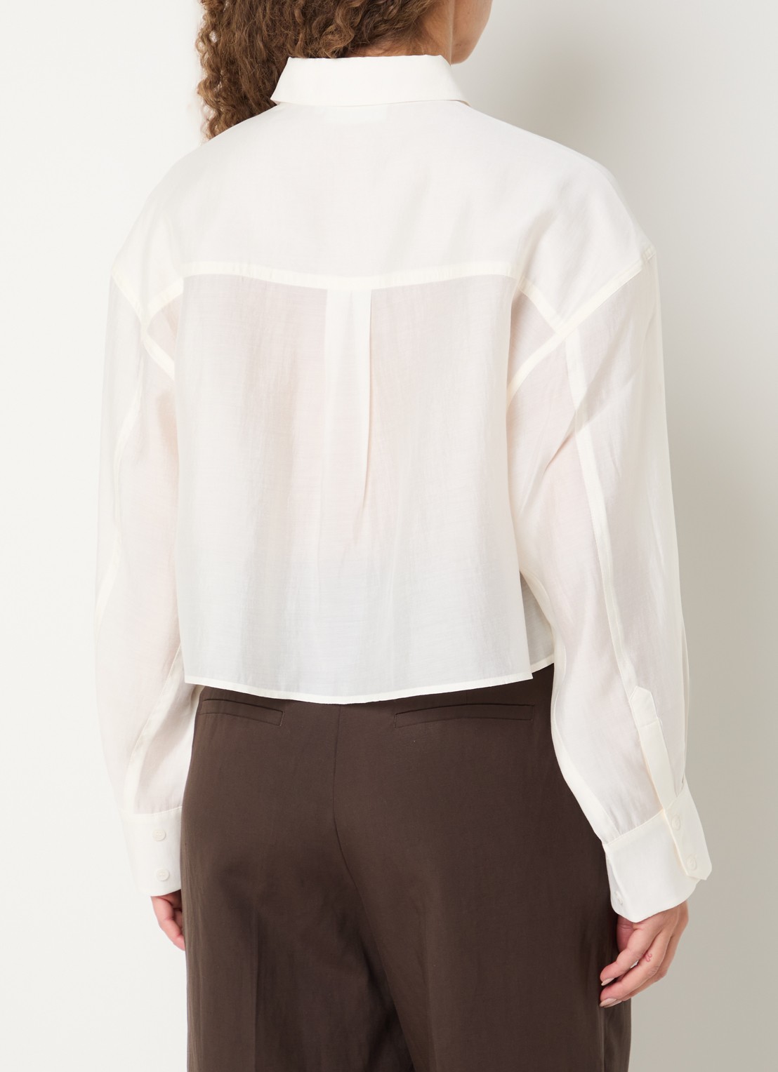 Copenhagen Muse Cropped blouse met details van kant - achterkant gebroken wit