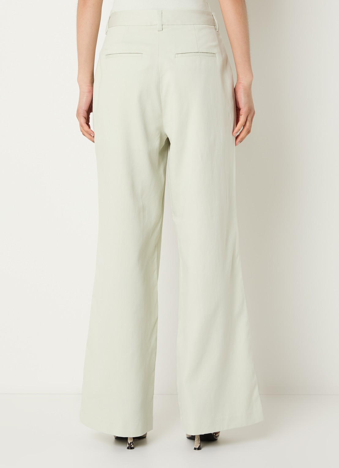 Copenhagen Muse High waist wide fit broek met steekzakken - achterkant 4 lindegroen