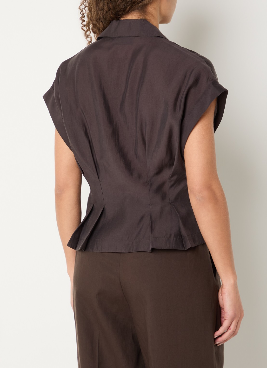 Copenhagen Muse Molly blouse met plooidetail - achterkant 3 donkerbruin