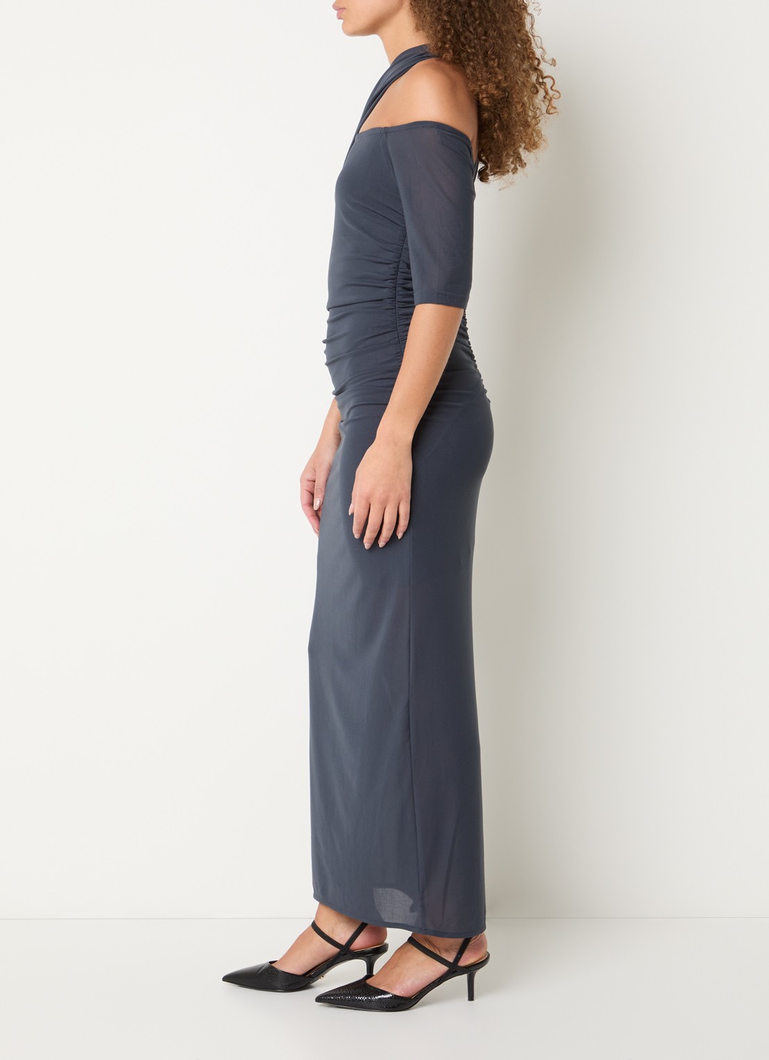 Copenhagen Muse Semi-transparante maxi jurk van mesh met asymmetrische kraag - voorkant 4 blauw