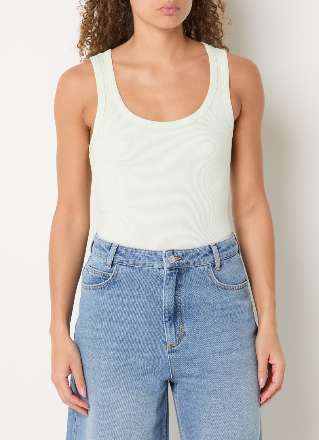 Copenhagen Muse Tanktop met ronde hals - detail 2 lindegroen