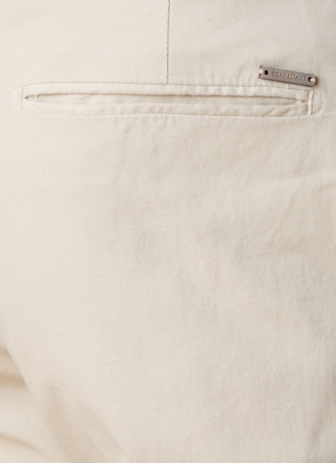 Corneliani Slim fit chino in linnenblend met steekzakken - detail 3 creme