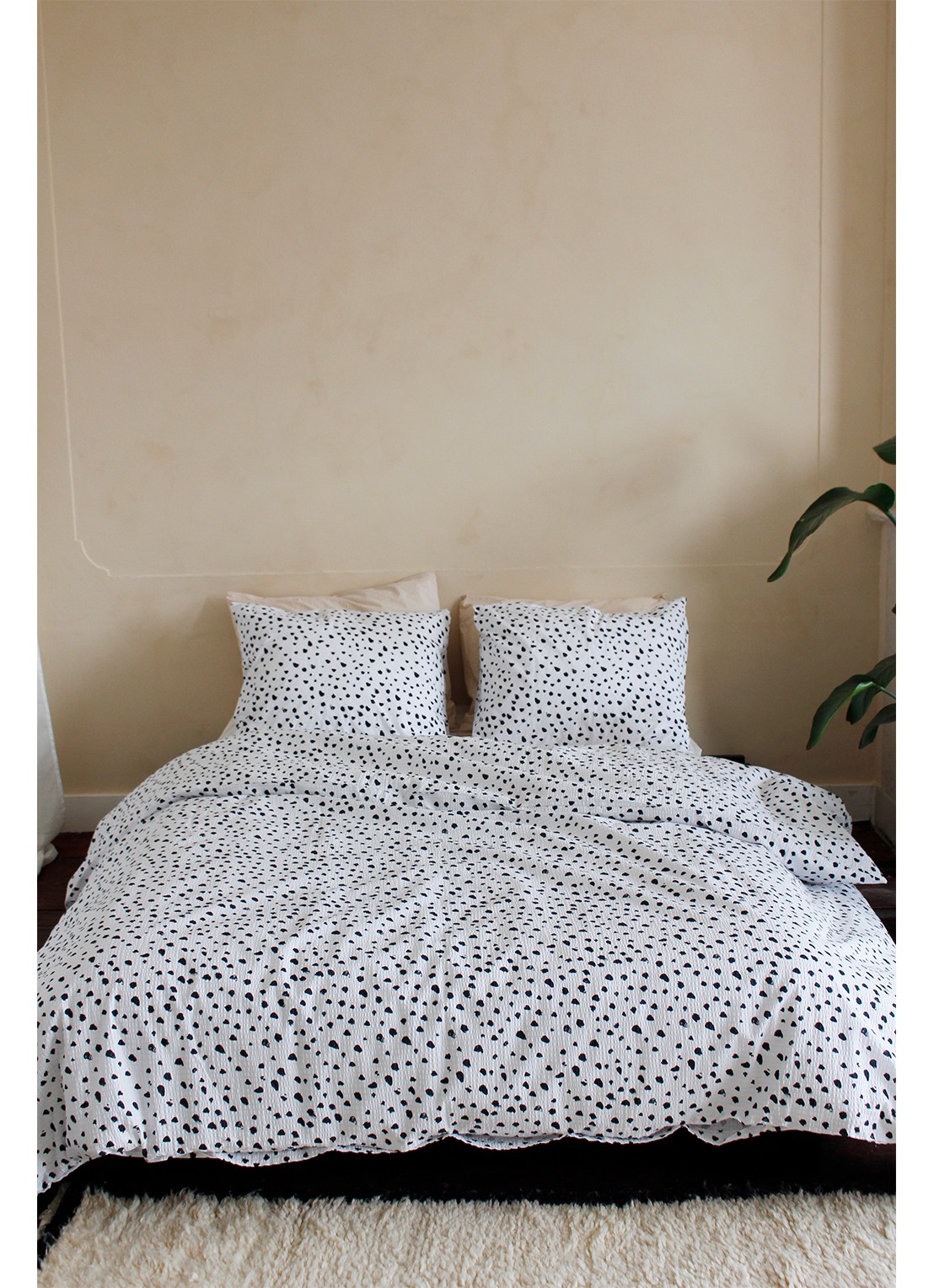 Crisp Sheets Dots dekbedovertrekset van katoen - inclusief kussenslopen - voorkant 6 wit
