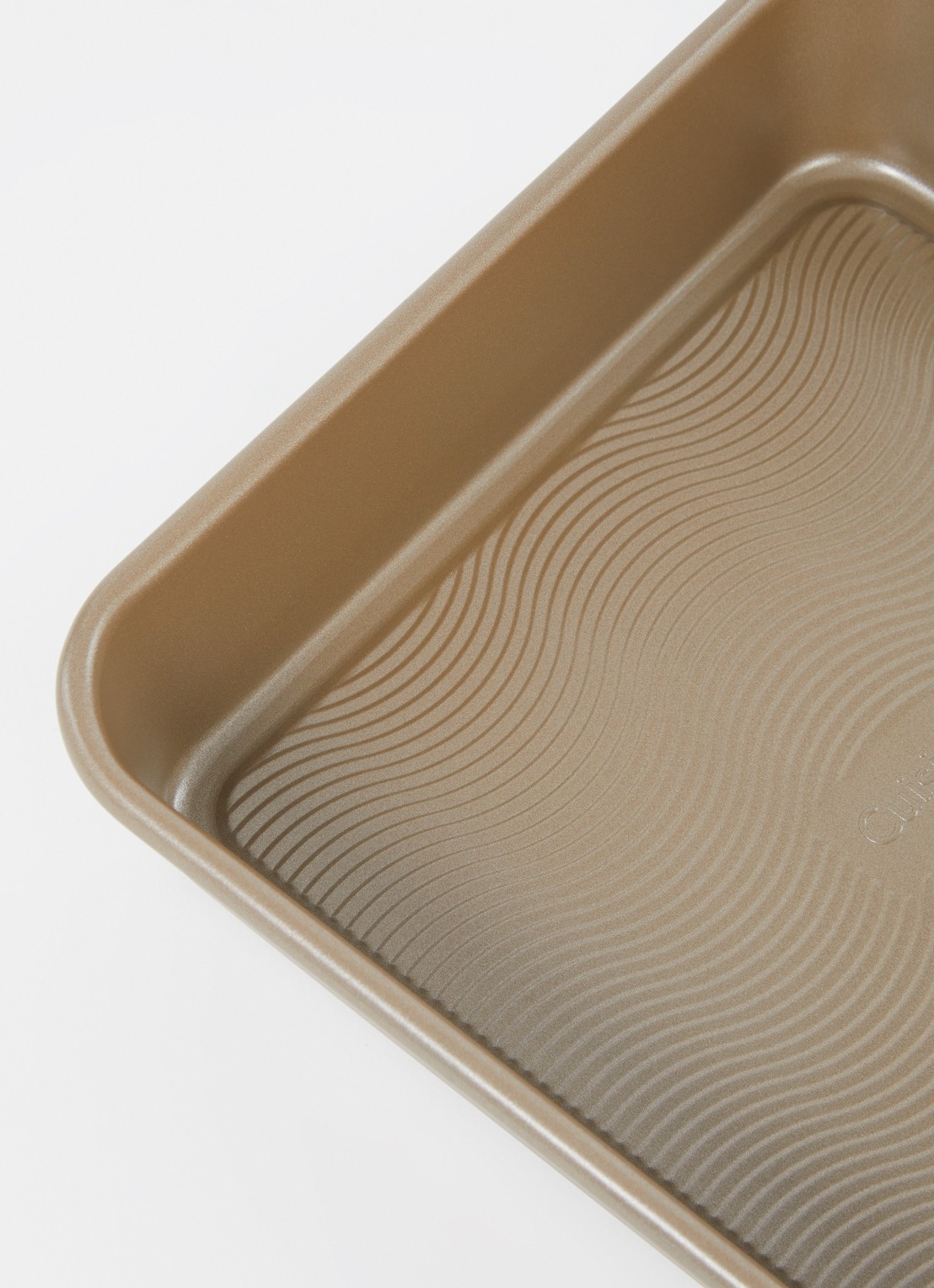 Cuisipro Bakvorm 24 cm van staal - voorkant 2 goud