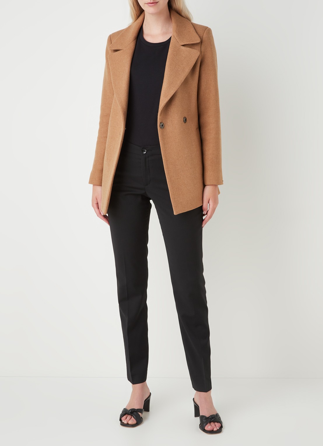 CVRD Eloise mantel in wolblend met strikceintuur - voorkant 3 camel