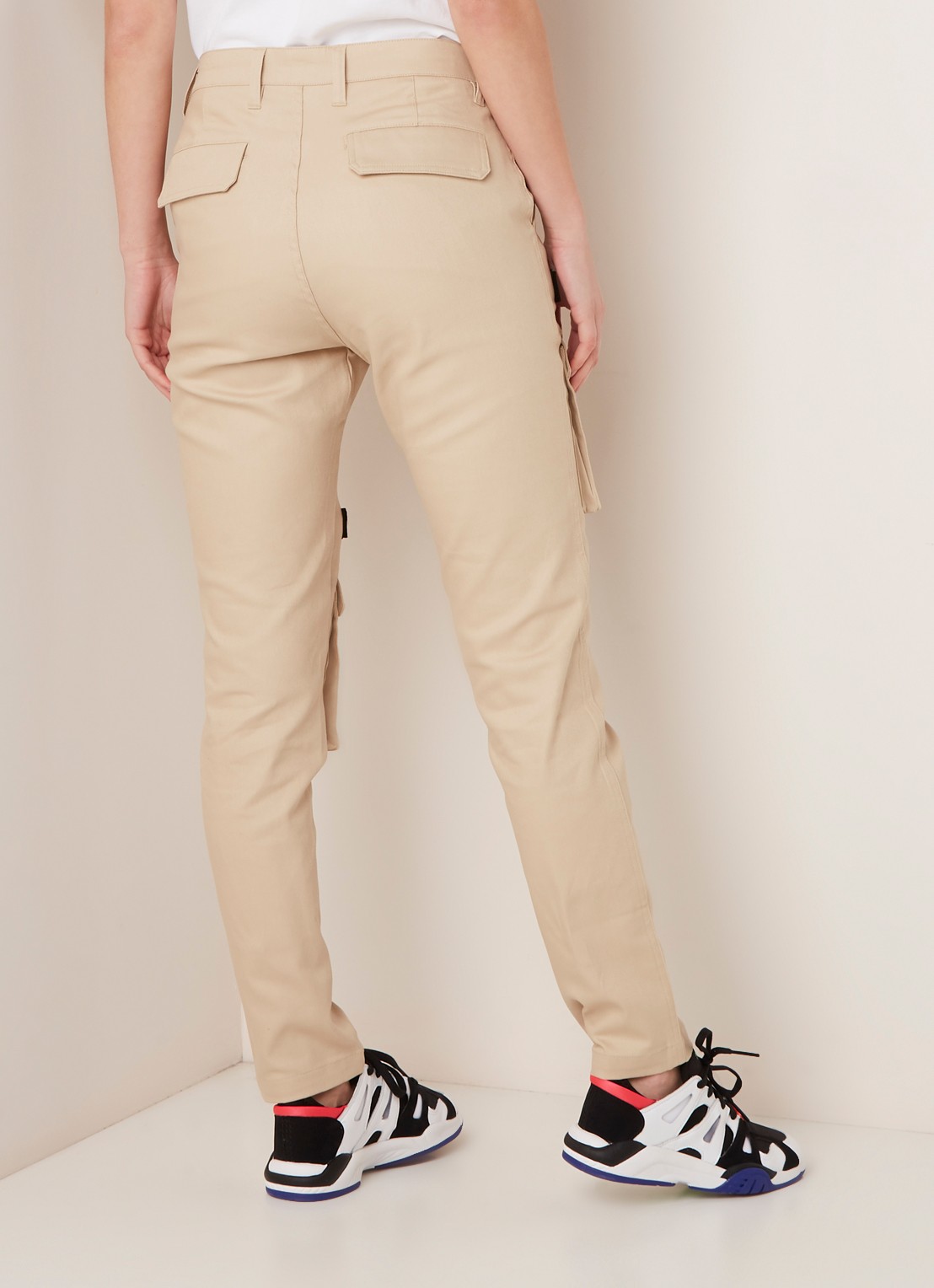 Daily Paper Daily Paper High waist tapered fit cargobroek met logotape - achterkant 5 beige