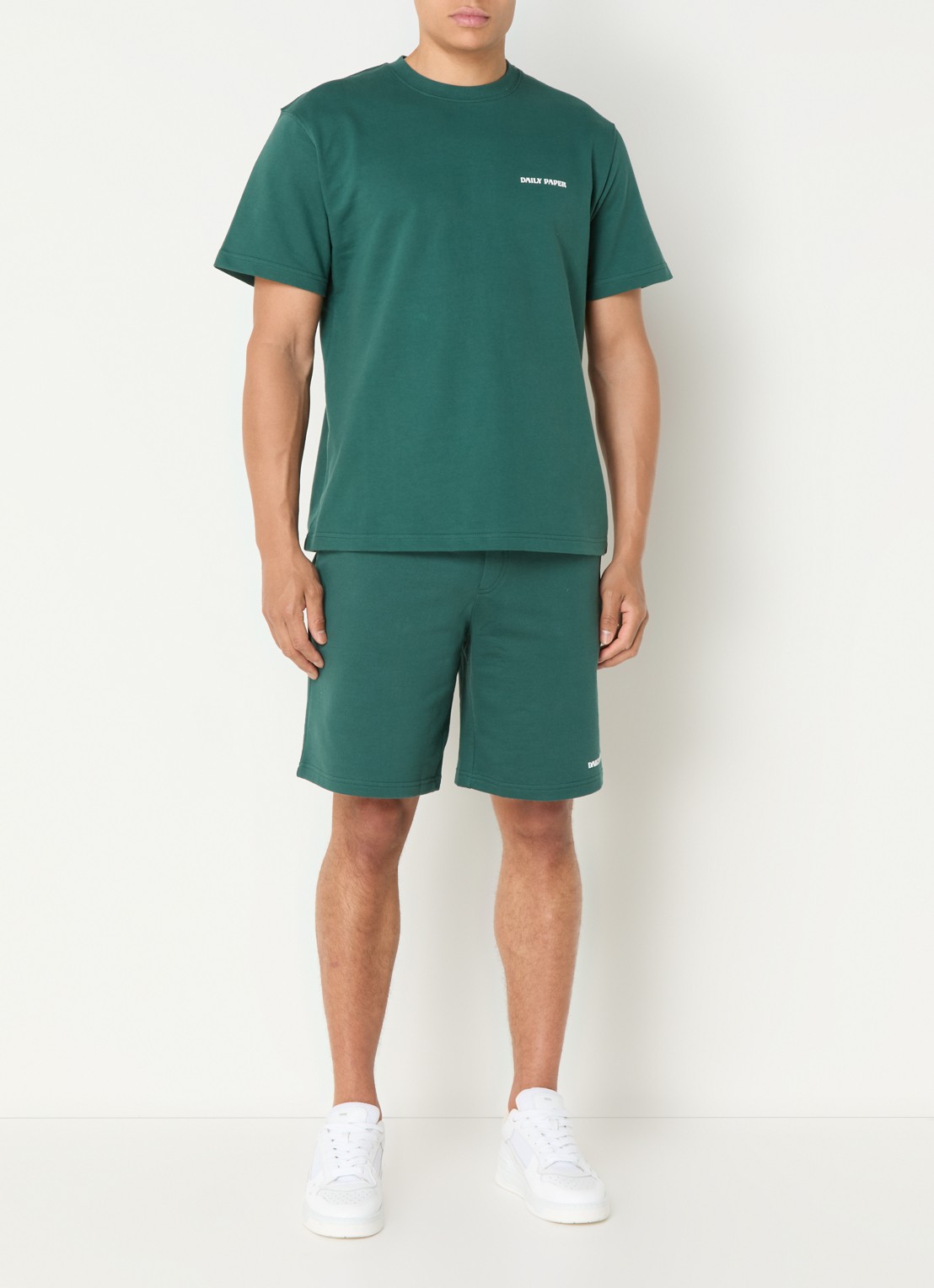 Daily Paper Dais straight fit korte joggingbroek met logo - voorkant 4 groen
