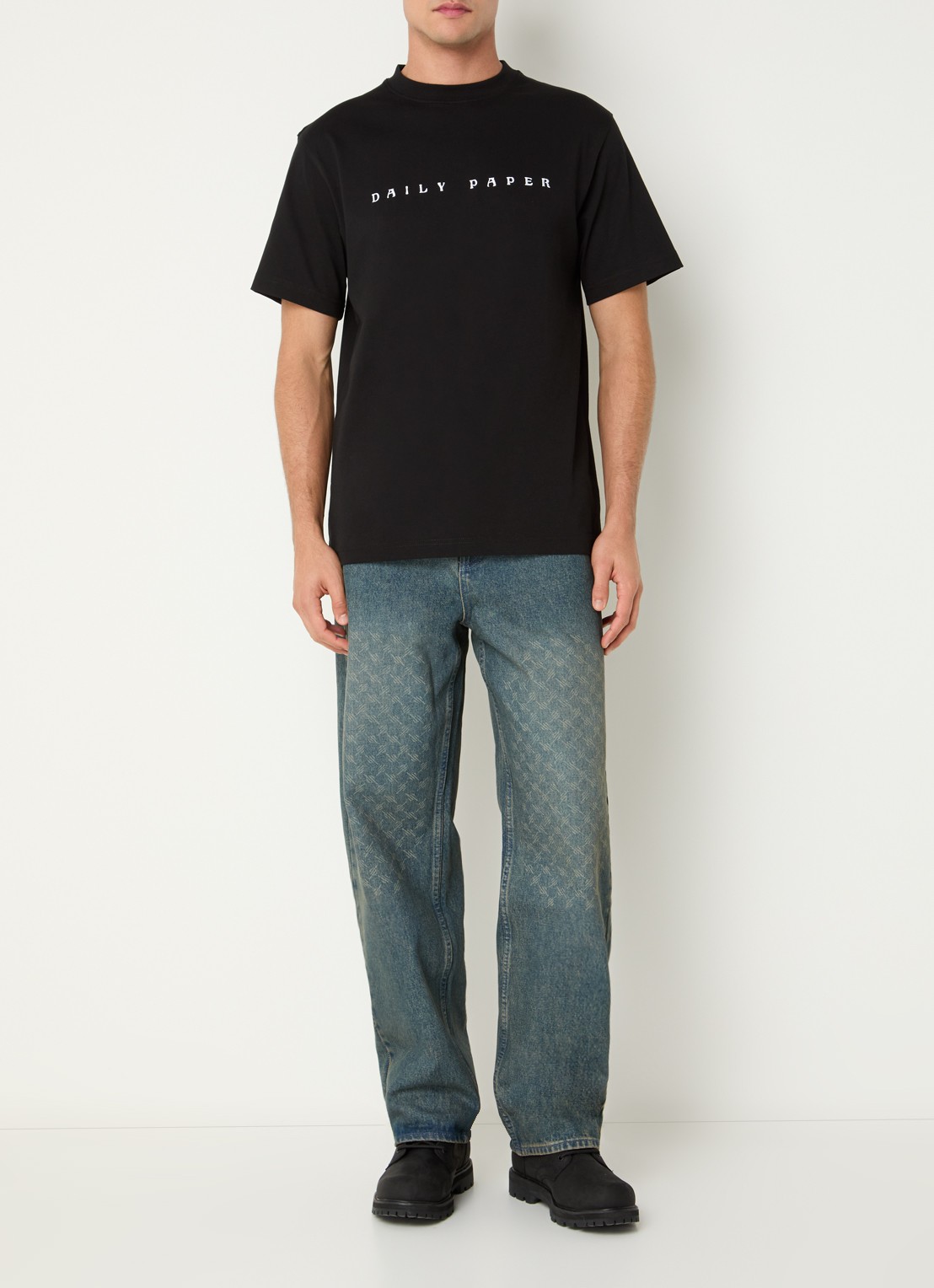 Daily Paper Dias Alias T-shirt met logoborduring - voorkant 4 zwart