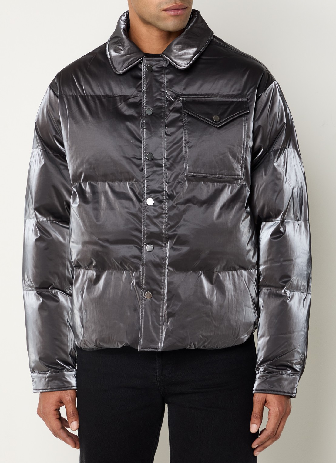 Daily Paper Obsisian puffer jack met borstzak en metallic finish - detail 2 grijs