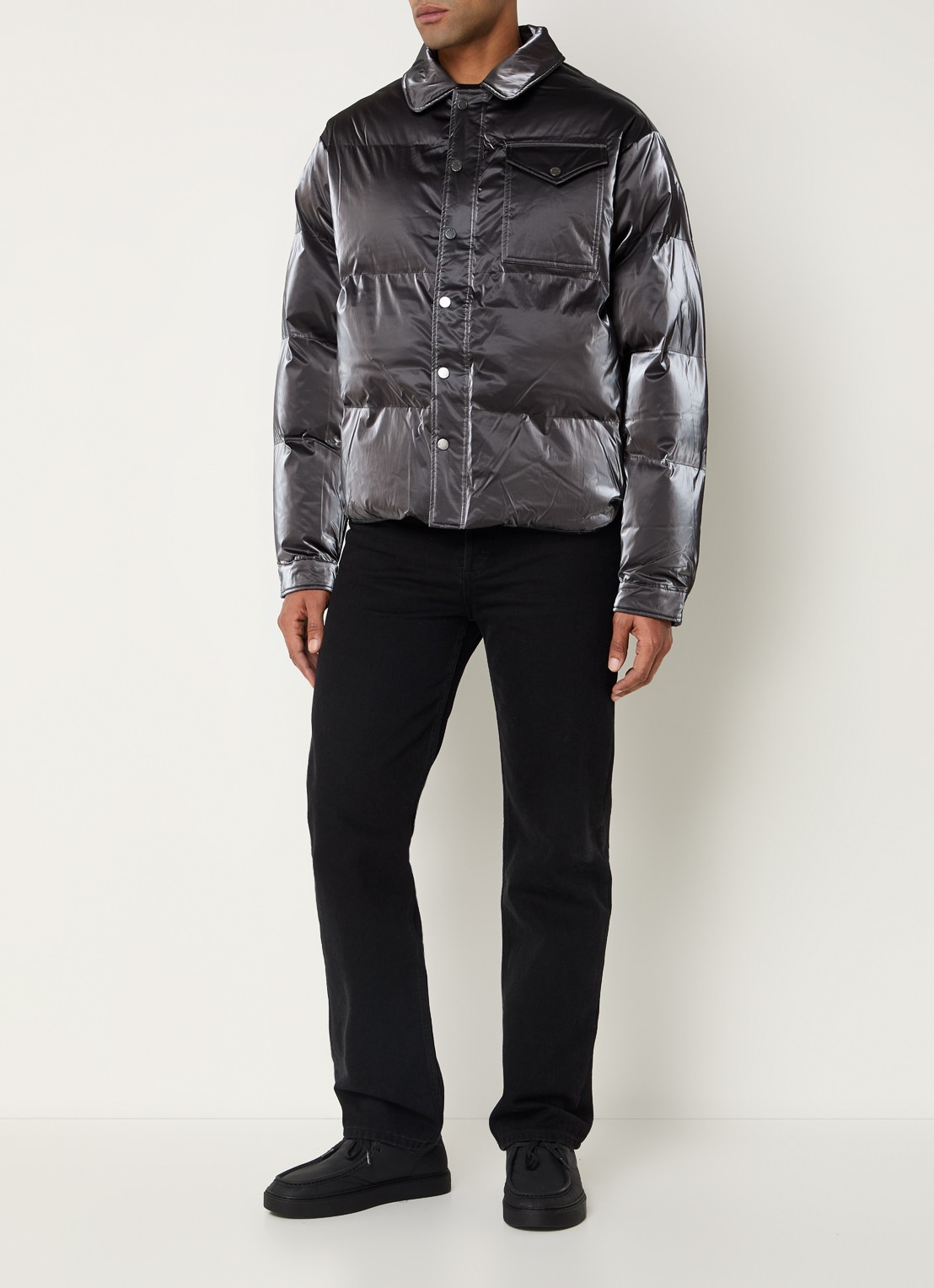 Daily Paper Obsisian puffer jack met borstzak en metallic finish - voorkant 5 grijs