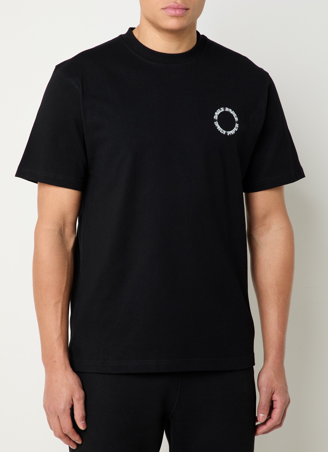 Daily Paper T-shirt met logo en ronde hals - achterkant zwart