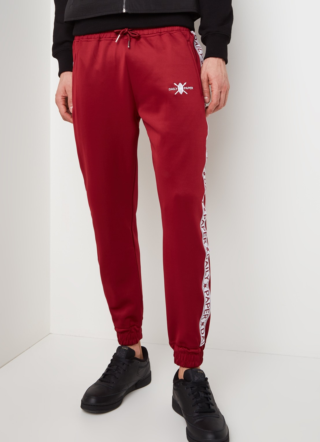 Daily Paper Tapered fit joggingbroek met logoband - detail 2 cranberryrood