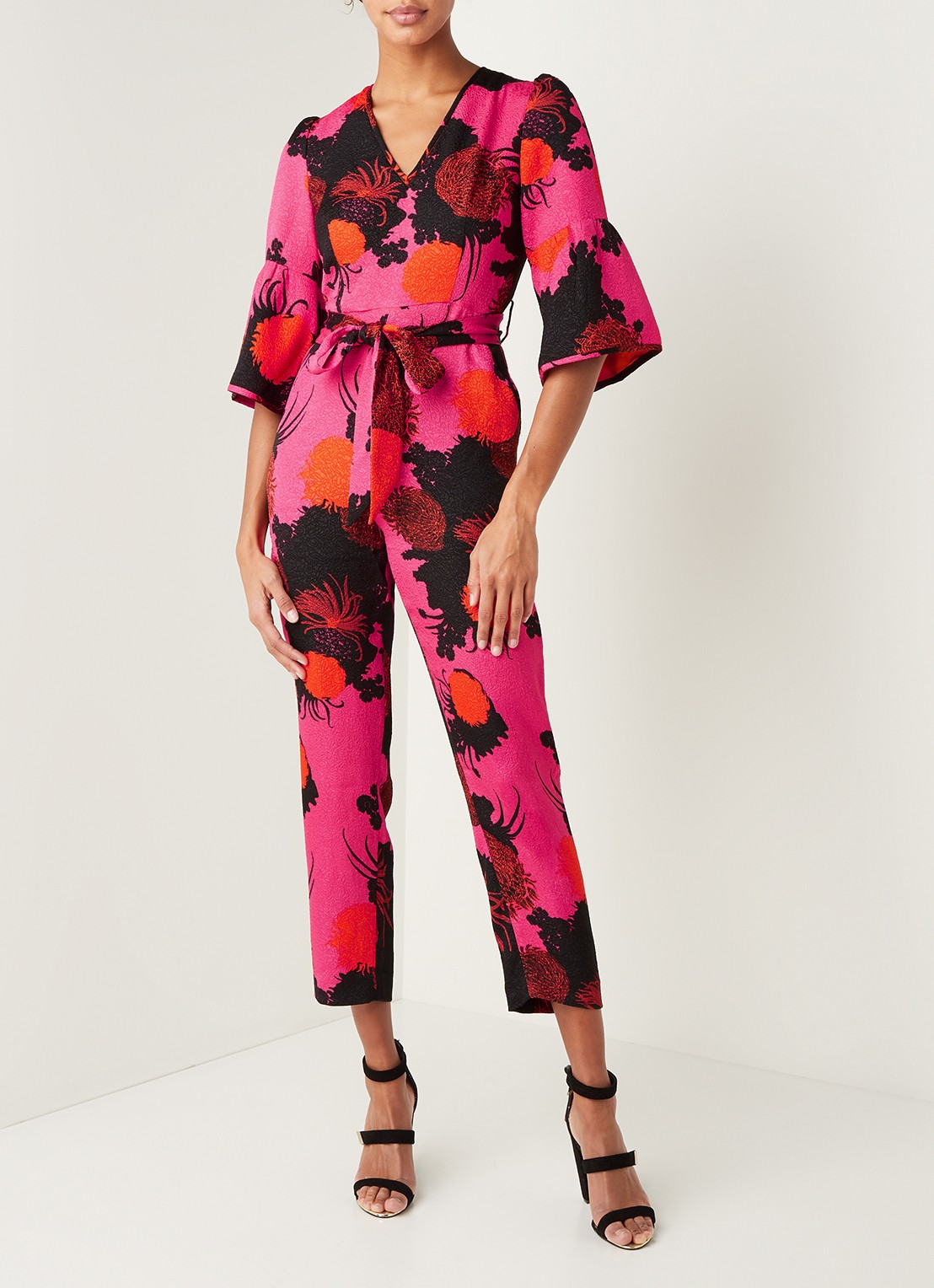 Damsel in a Dress Annora jumpsuit met bloemenprint - voorkant 3 roze