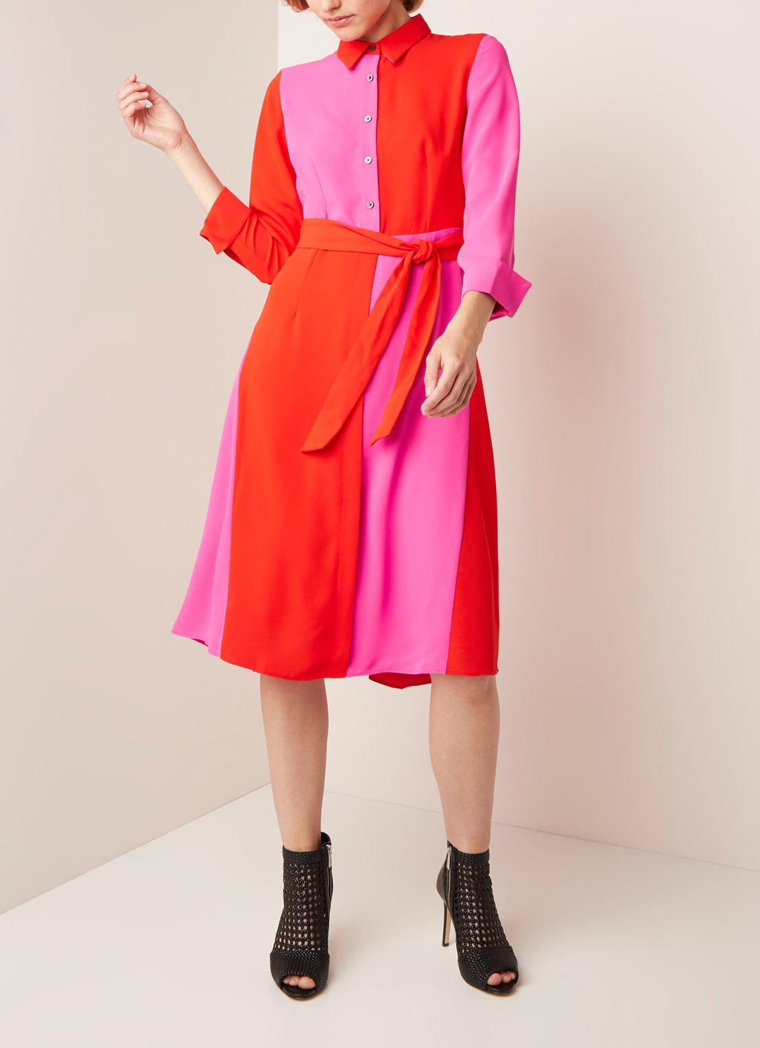 Damsel in a Dress Mila blousejurk met colourblocking en strikceintuur - voorkant 4 donkeroranje