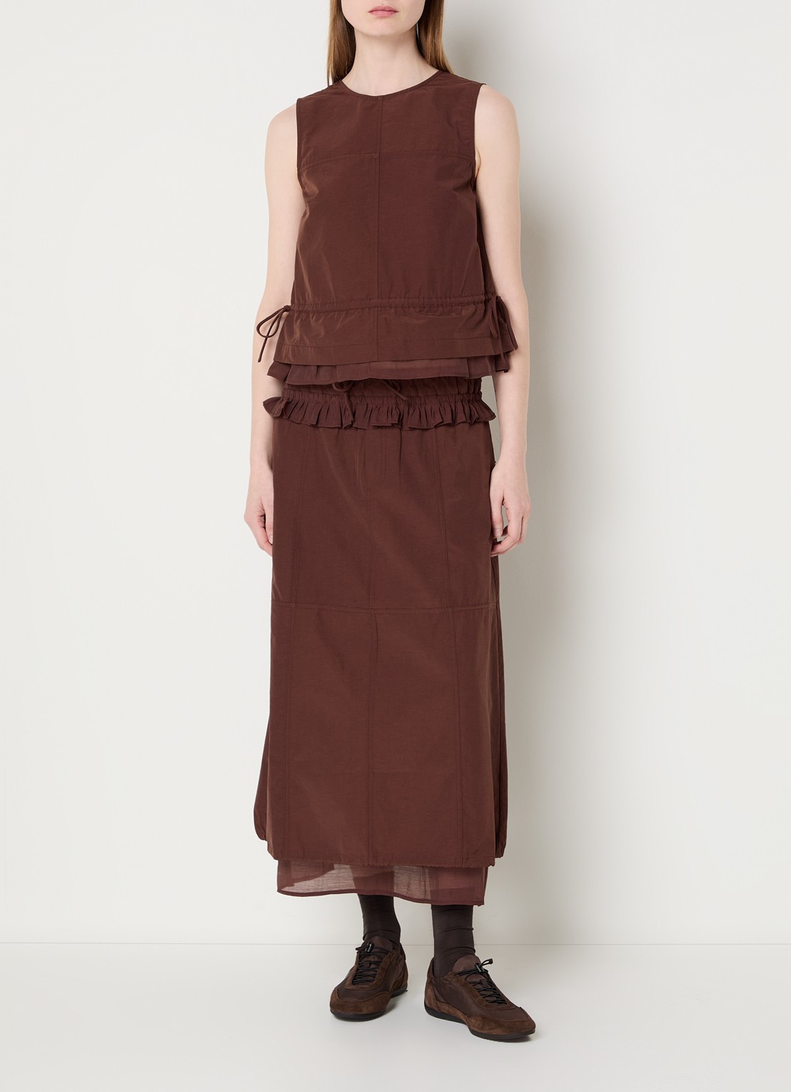 Damson Madder Amber midi rok met ruches - voorkant 2 donkerbruin