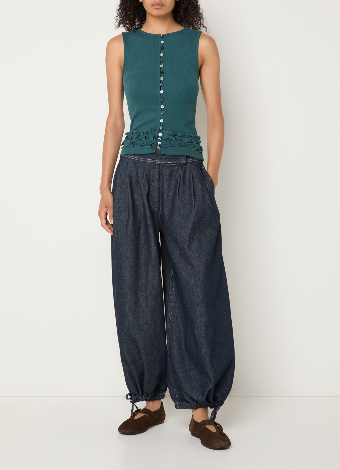 Damson Madder Mavi high waist wide fit jeans met donkere wassing - voorkant 4 indigo