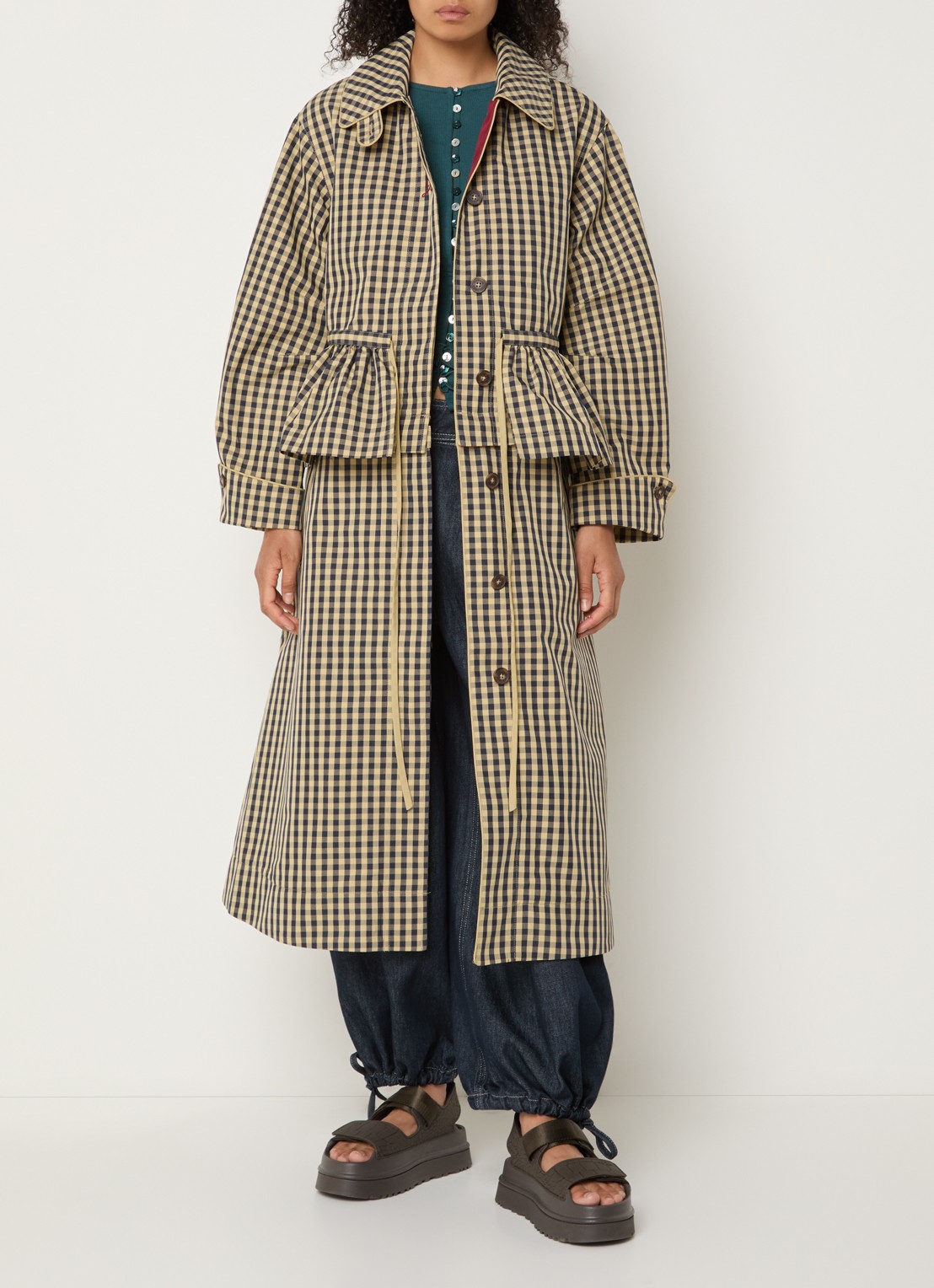 Damson Madder Myrtle trenchcoat met ruitdessin en steekzakken - voorkant 5 geel