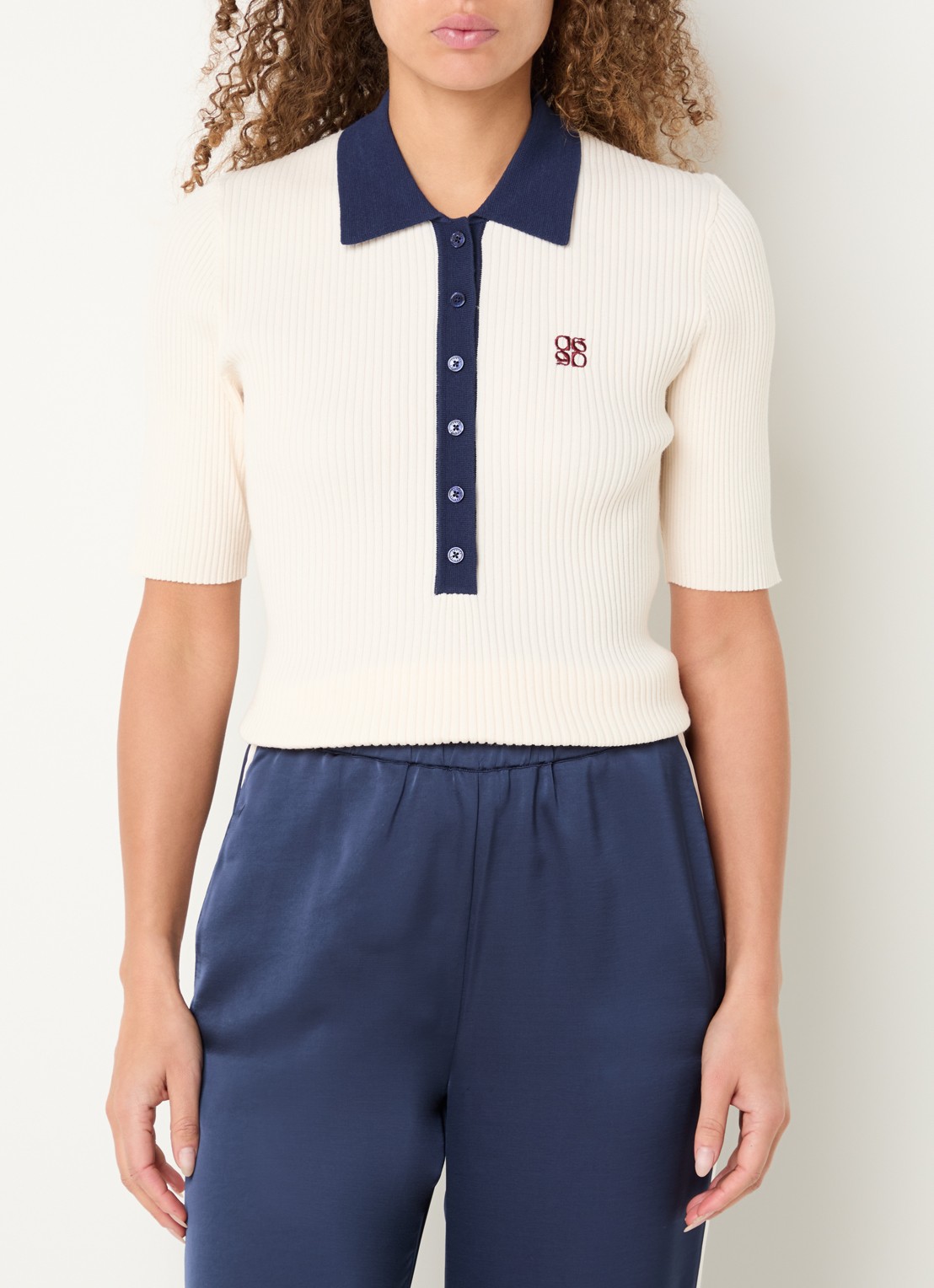 Dante 6 Byra ribgebreide polo met logoborduring - detail 2 ivoor