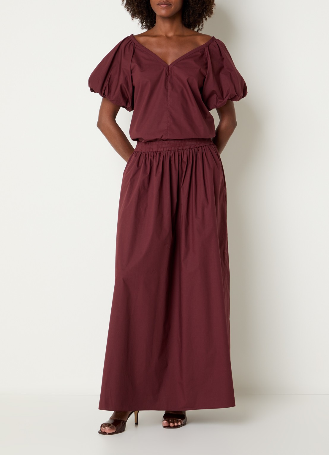 Dante 6 Gisole mid waist maxi rok met split - voorkant 2 kastanjebruin