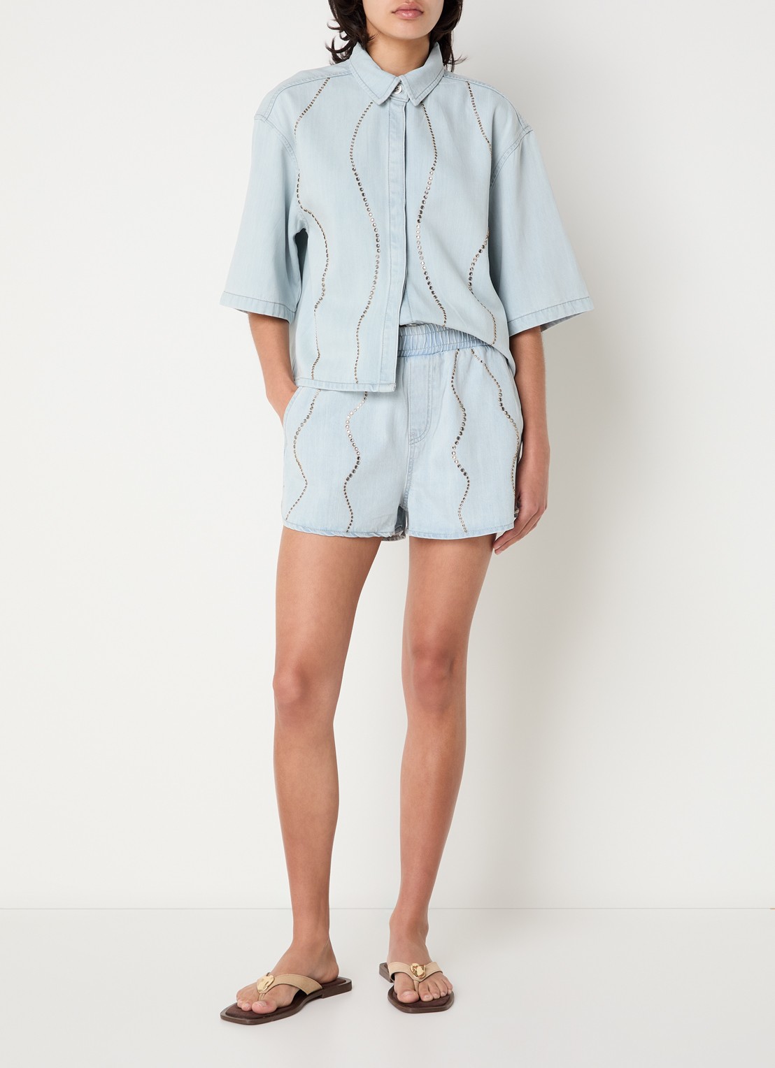 Dante 6 Nerida mid waist straight fit korte broek van denim met pailletten  - voorkant 3 indigo