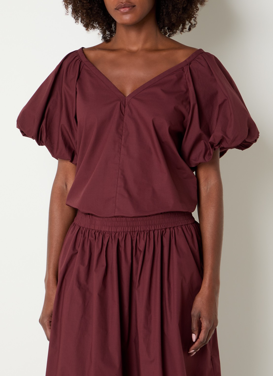 Dante 6 Rosalie tuniek met pofmouw - detail 2 bordeauxrood