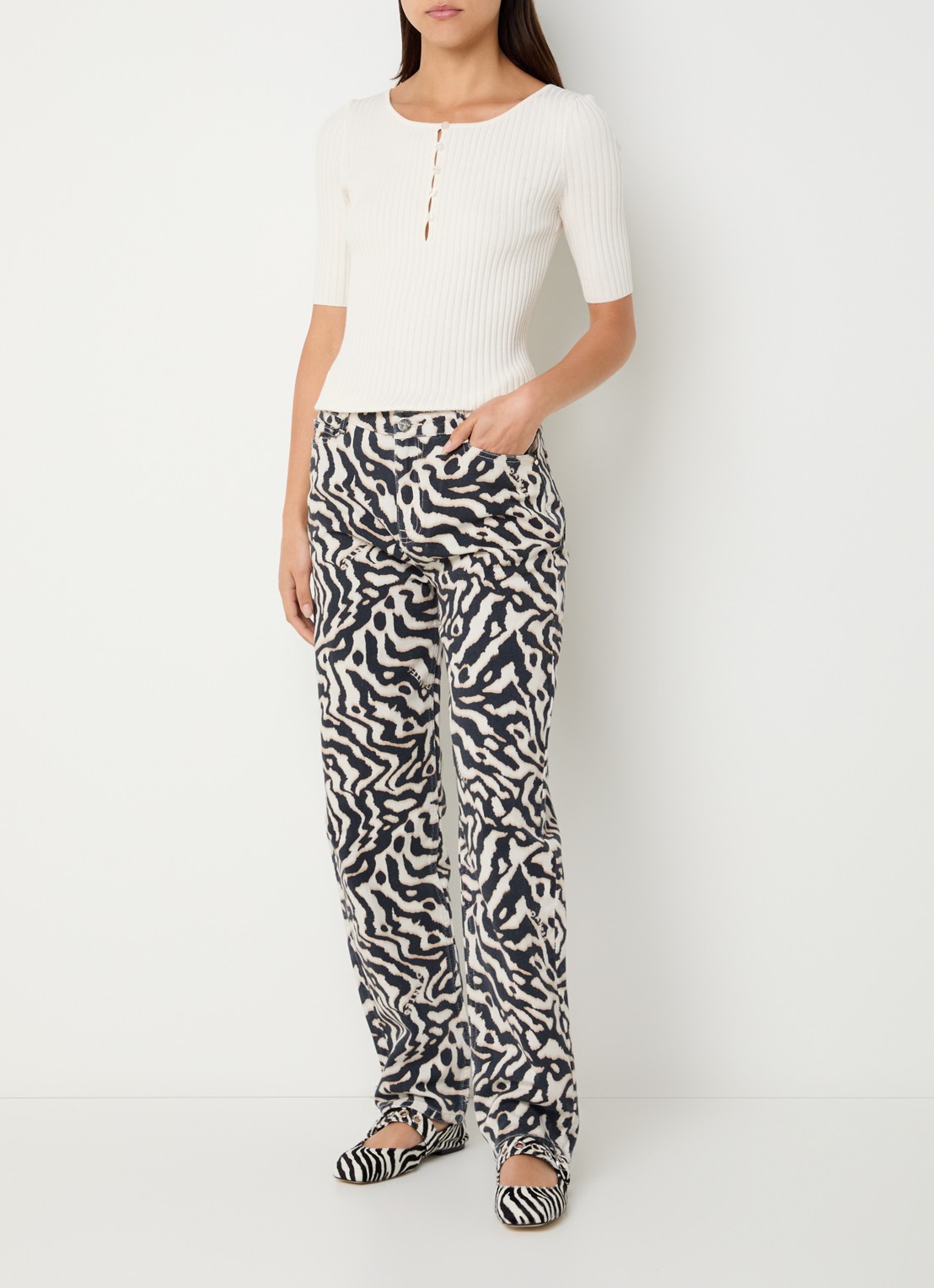Dante 6 Spotted high waist loose fit jeans met zebraprint - voorkant 2 zwart