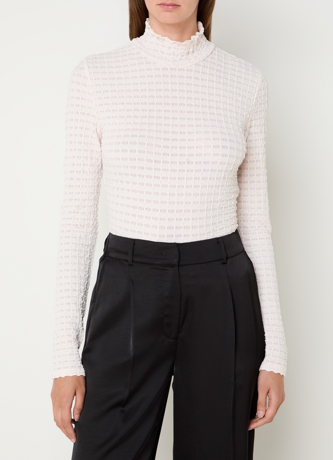 Dante 6 Zane longsleeve met structuur en opstaande kraag - detail 3 creme