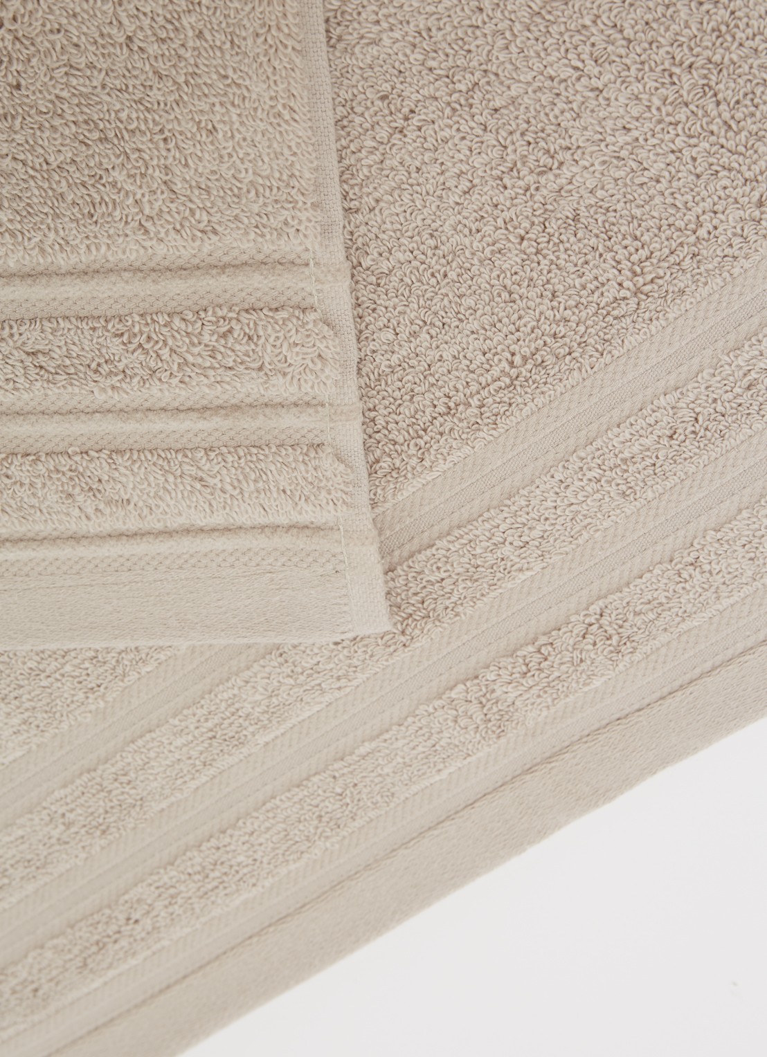 de Bijenkorf Home Evolution badhanddoek - 580 gr/m2 - 60 x 110 cm - detail 2 taupe