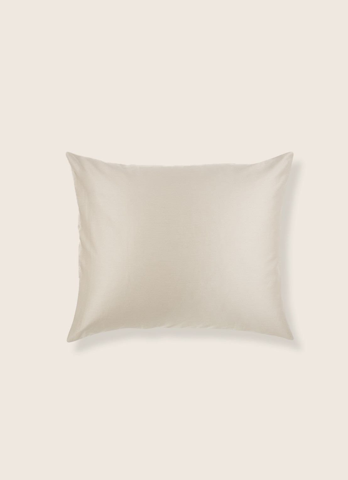 de Bijenkorf Home  kussensloop van  katoensatijn 300TC in 2-pack - voorkant 2 taupe