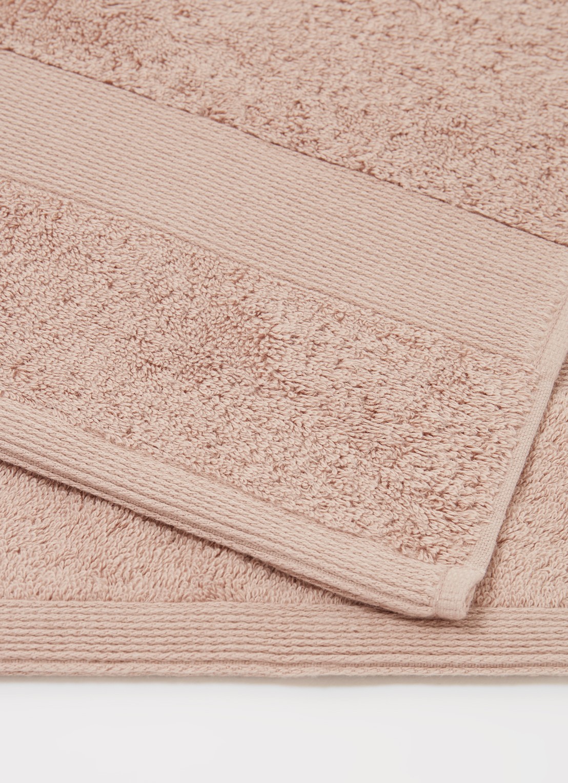de Bijenkorf Home  Softness badhanddoek - 600 gr/m2 - 60 x 110 cm - detail 2 taupe