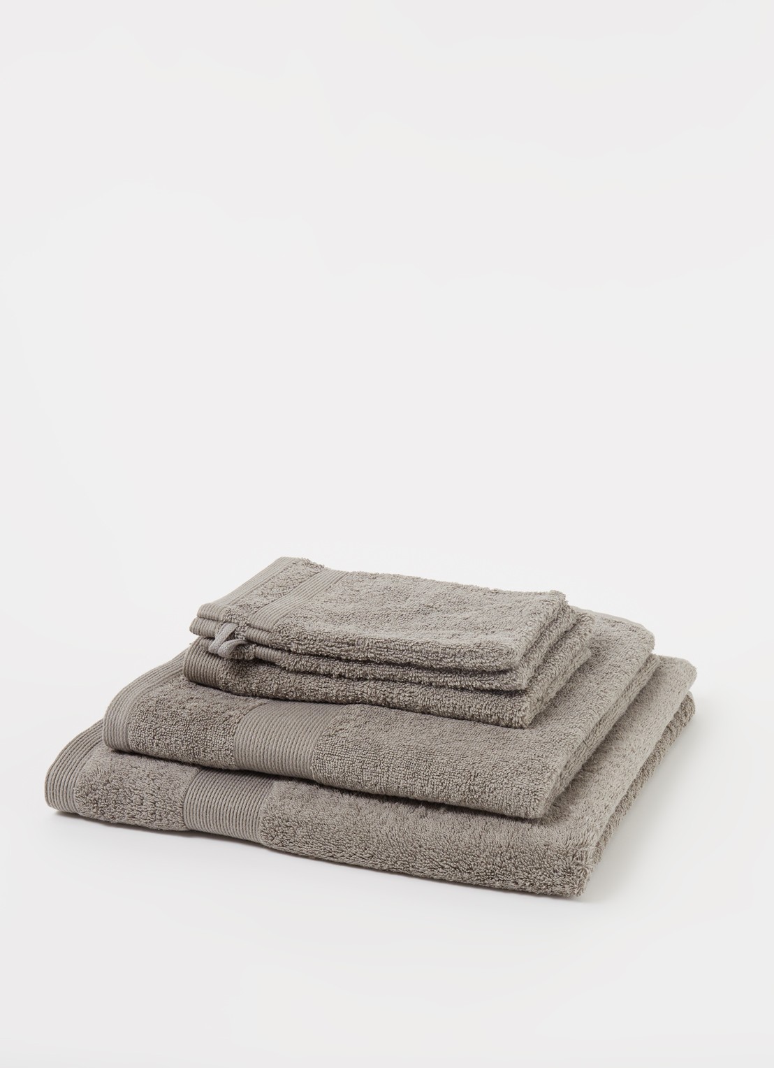 de Bijenkorf Home  Softness badlaken - 600 gr/m2 - 70 x 140 cm - voorkant 2 grijs