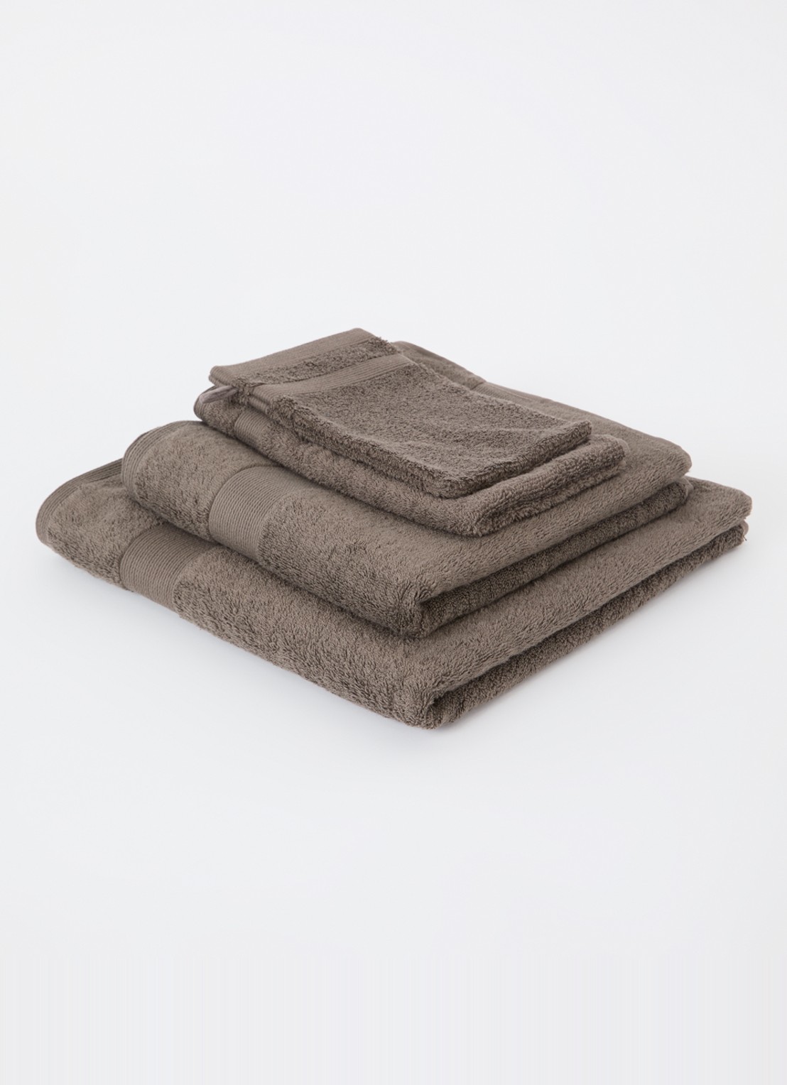 de Bijenkorf Home  Softness badlaken - 600 gr/m2 - 70 x 140 cm - voorkant 2 bruin