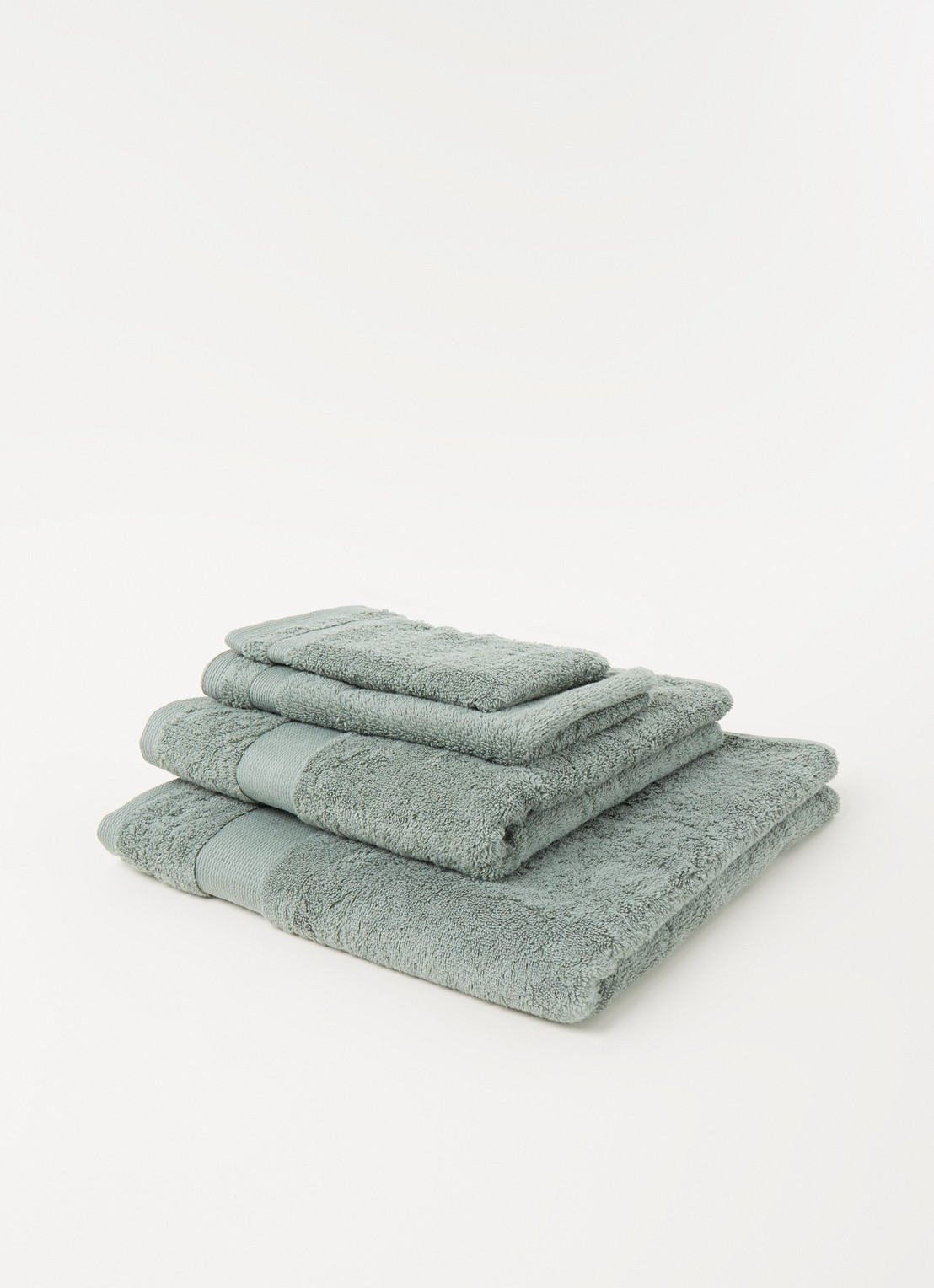 de Bijenkorf Home  Softness gastendoek - 600 gr/m2 - 30 x 50 cm - voorkant 2 zeegroen